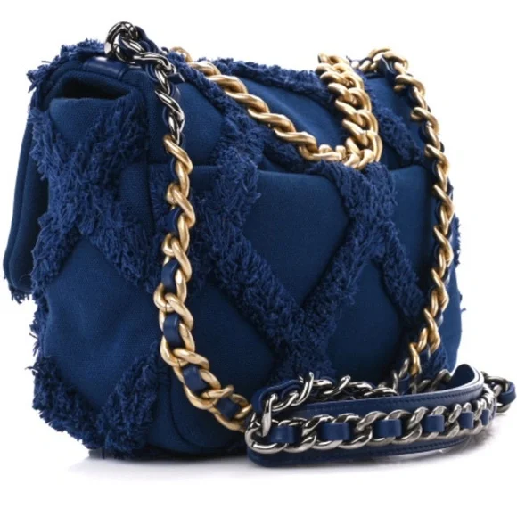 Chanel 19 Flap (Medium) - Picture 2 of 5